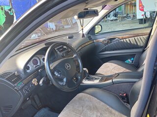 2004 Mercedes-Benz E-Класс 320 III (W211, S211), чёрный, 880000 рублей, вид 4