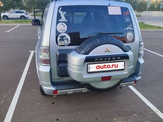 2010 Mitsubishi Pajero IV, серебристый, 1450000 рублей, вид 2