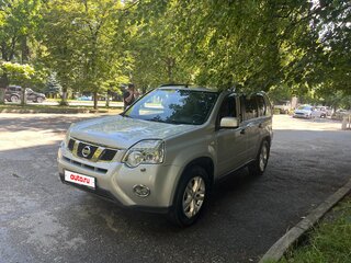 2013 Nissan X-Trail II Рестайлинг, серебристый, 1200000 рублей, вид 1