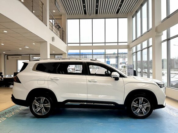 2025 Geely Okavango I Рестайлинг, белый - вид 30