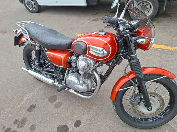 2007 Kawasaki W 650, оранжевый, 580000 рублей - вид 5