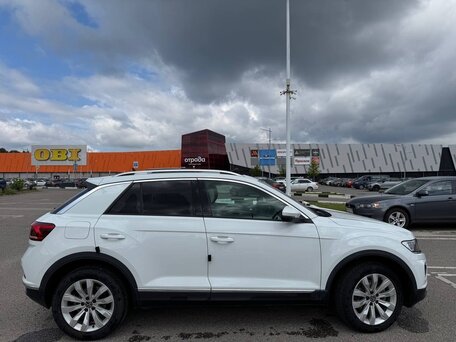 2020 Volkswagen T-Roc I, белый, 3100000 рублей, вид 4