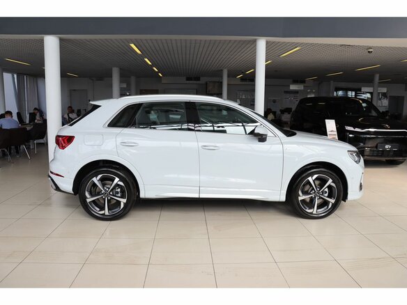 2026 Audi Q3 35 TFSI II (F3), белый - вид 6