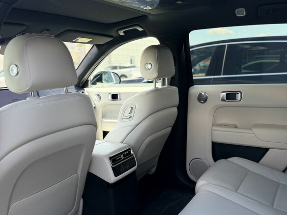 2025 Li Auto (Lixiang) L7 52.3 kWh I Рестайлинг, чёрный - вид 18