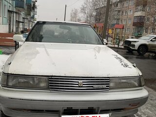 1990 Toyota Mark II VI (X80), белый, 420000 рублей, вид 4