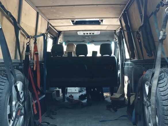 2004 Mercedes-Benz Sprinter, серый, 1150000 рублей - вид 3