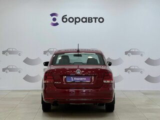 2017 Volkswagen Polo V Рестайлинг, красный, 1400000 рублей, вид 5