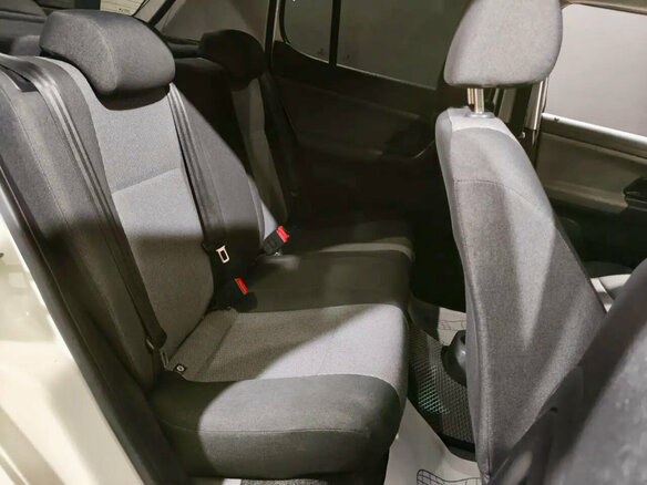 2011 Skoda Fabia II Рестайлинг, белый - вид 17