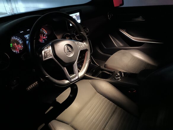 2015 Mercedes-Benz GLA 200 I (X156), фиолетовый, 1900000 рублей - вид 36