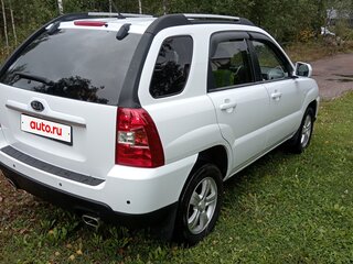 2010 Kia Sportage II Рестайлинг, белый, 650000 рублей, вид 4