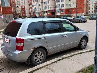 2006 Kia Carnival II, серебристый, 360000 рублей, вид 2