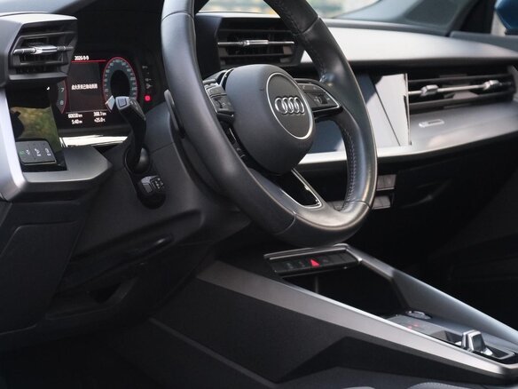 2021 Audi A3 35 TFSI Long IV (8Y), синий, 1700000 рублей - вид 8