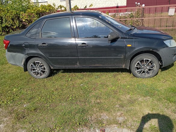 2014 Lada (ВАЗ) Granta I, чёрный, 200000 рублей - вид 1