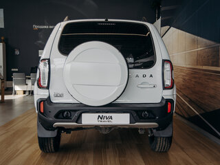 2026 Lada (ВАЗ) Niva Travel I Рестайлинг, белый, 1789000 рублей, вид 5