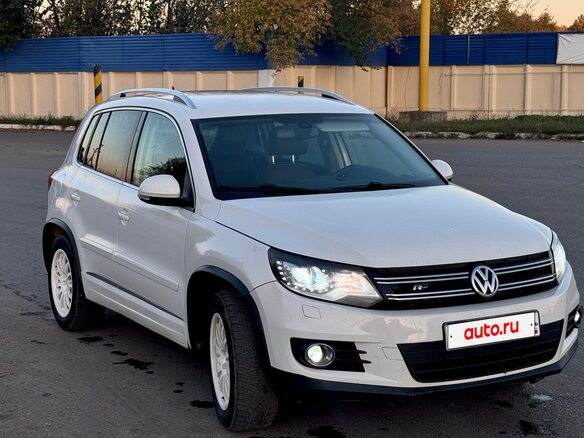 2011 Volkswagen Tiguan I Рестайлинг, белый, 1200000 рублей - вид 1