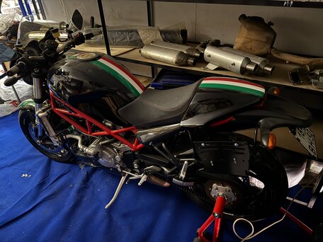 2006 Ducati Monster S4, чёрный, 950000 рублей, вид 5