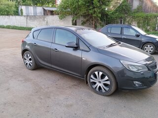 2010 Opel Astra J, серый, 455000 рублей, вид 1