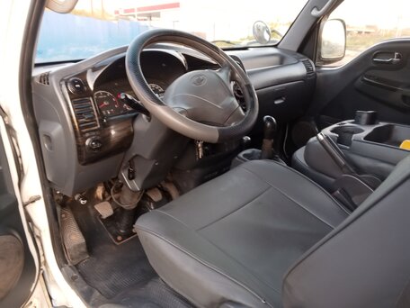 2011 Kia Bongo, белый, 1380000 рублей, вид 5