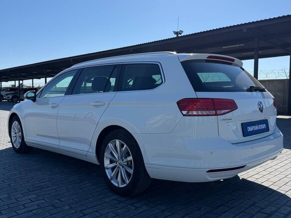 2015 Volkswagen Passat B8, белый, 1670000 рублей - вид 6