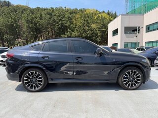 2025 BMW X6 30d III (G06) Рестайлинг, чёрный, 14990000 рублей, вид 4