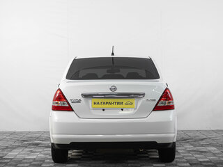 2004 Nissan Tiida Latio I, белый, 449000 рублей, вид 5