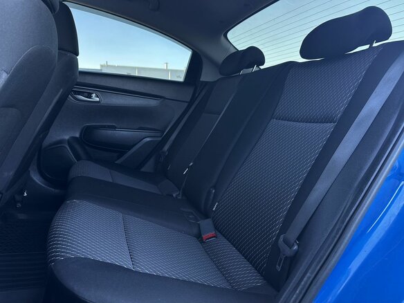 2018 Kia Rio IV, синий, 1289000 рублей - вид 12