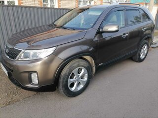 2017 Kia Sorento II Рестайлинг, бежевый, 2107000 рублей, вид 1
