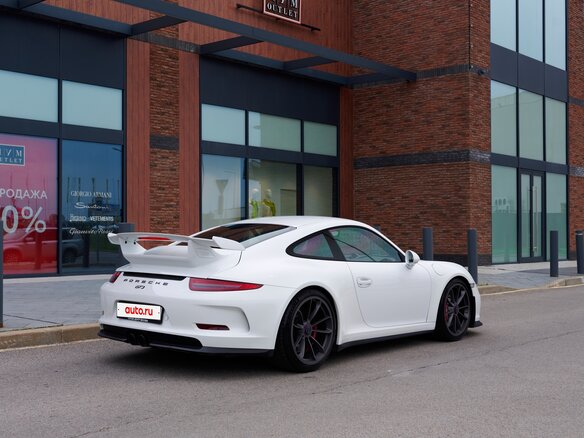 2015 Porsche 911 GT3 991, белый, 10700000 рублей - вид 5
