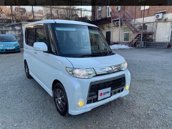 2011 Daihatsu Tanto II, белый, 480000 рублей - вид 1