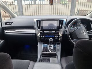 2021 Toyota Alphard III Рестайлинг, чёрный, 5100000 рублей, вид 4