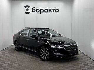2025 Skoda Superb III Рестайлинг, чёрный, 3420000 рублей, вид 2