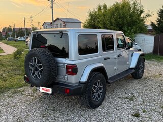 2023 Jeep Wrangler IV (JL) Рестайлинг, серебристый, 7000000 рублей, вид 5