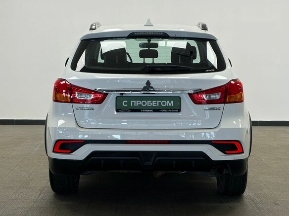 2018 Mitsubishi ASX I Рестайлинг 2, белый, 1350000 рублей - вид 5