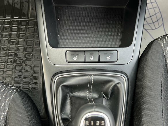 2018 Kia Rio IV, серый, 1260000 рублей - вид 10