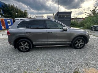 2012 Volkswagen Touareg II, серебристый, 1450000 рублей, вид 4