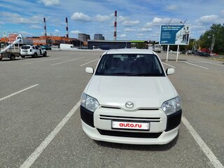2018 Mazda Familia XP16, белый, 1010000 рублей, вид 3