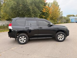 2013 Toyota Land Cruiser Prado 150 Series, чёрный, 2500000 рублей, вид 4