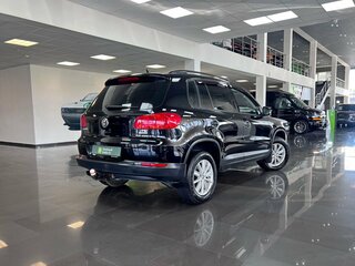 2012 Volkswagen Tiguan I Рестайлинг, чёрный, 1150000 рублей, вид 2