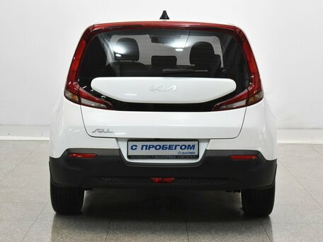 2022 Kia Soul III, белый, 2150000 рублей, вид 3