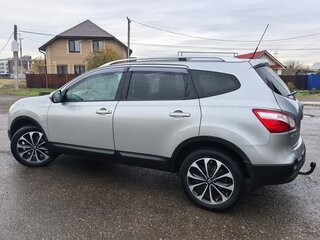 2010 Nissan Qashqai+2 I Рестайлинг, серебристый, 900000 рублей, вид 2