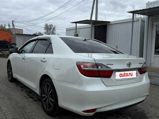 2016 Toyota Camry VII (XV50) Рестайлинг, белый, 1700000 рублей, вид 5