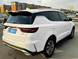 2022 Geely Vision X6 Pro, белый, 1370000 рублей, вид 4