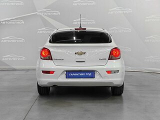 2013 Chevrolet Cruze I Рестайлинг, белый, 700000 рублей, вид 4