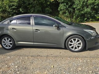 2009 Toyota Avensis III, зелёный, 900000 рублей, вид 4