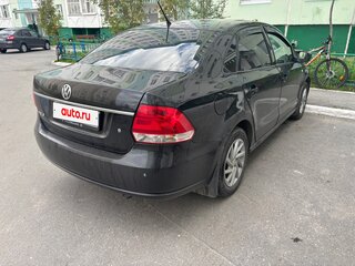2013 Volkswagen Polo V, чёрный, 649000 рублей, вид 3
