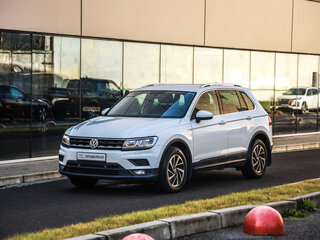 2018 Volkswagen Tiguan II, белый, 2222777 рублей, вид 3