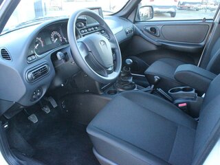 2026 Lada (ВАЗ) Niva Travel I Рестайлинг, белый, 1717000 рублей, вид 5