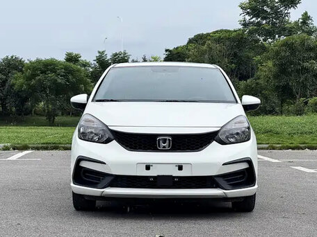 2022 Honda Fit IV, белый, 1200555 рублей, вид 5