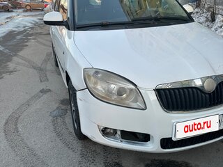2008 Skoda Fabia II, белый, 300000 рублей, вид 2