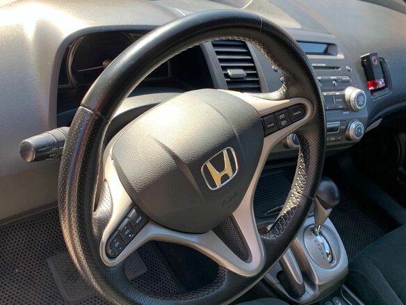 2009 Honda Civic Hybrid VIII Рестайлинг, серебристый, 675000 рублей - вид 11